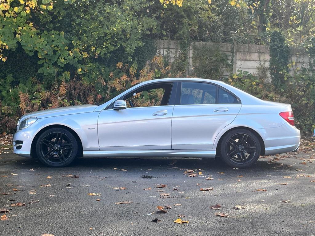 MERCEDES C220D 2.1