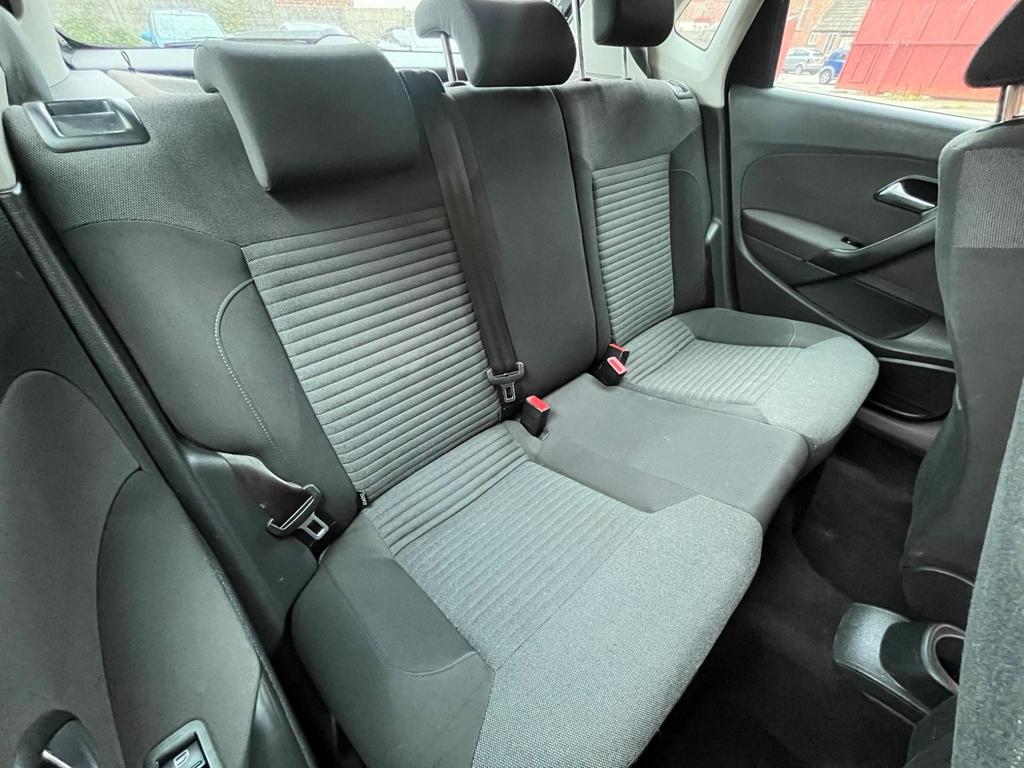 VOLKSWAGEN POLO 1.2 MODA