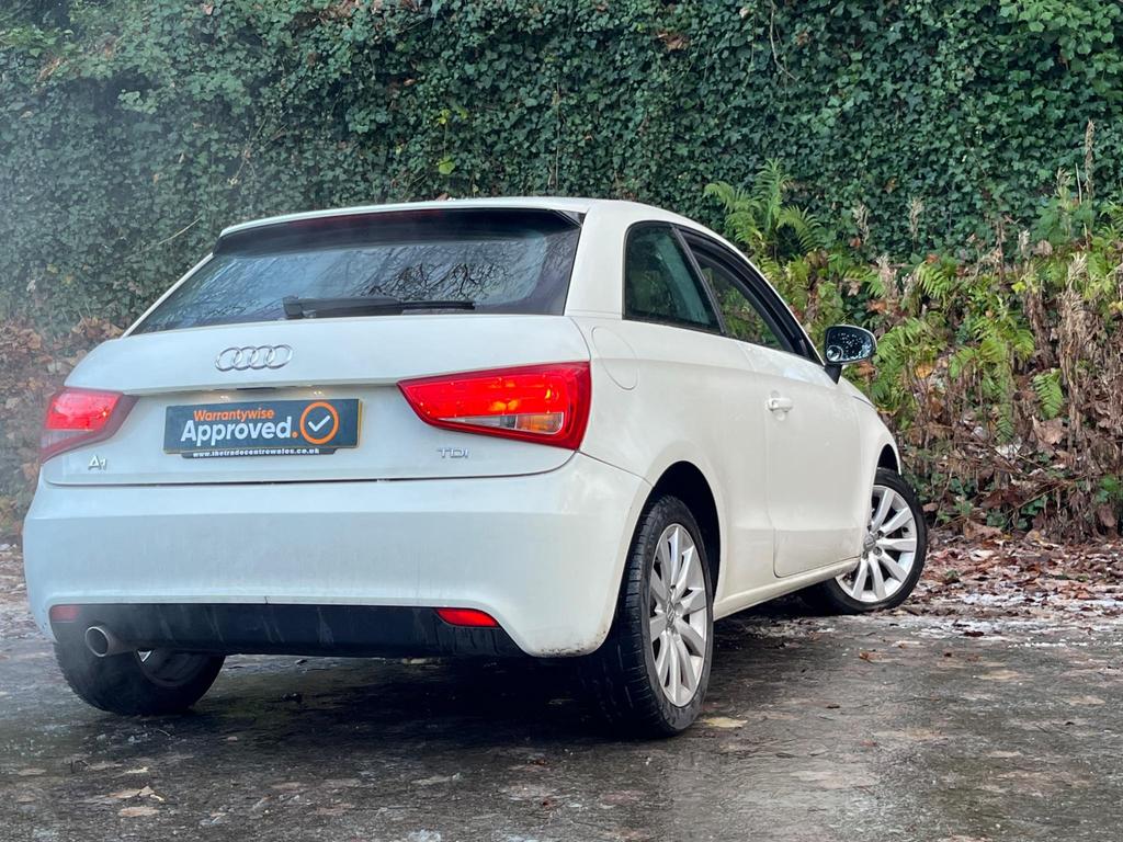 AUDI A1 1.6