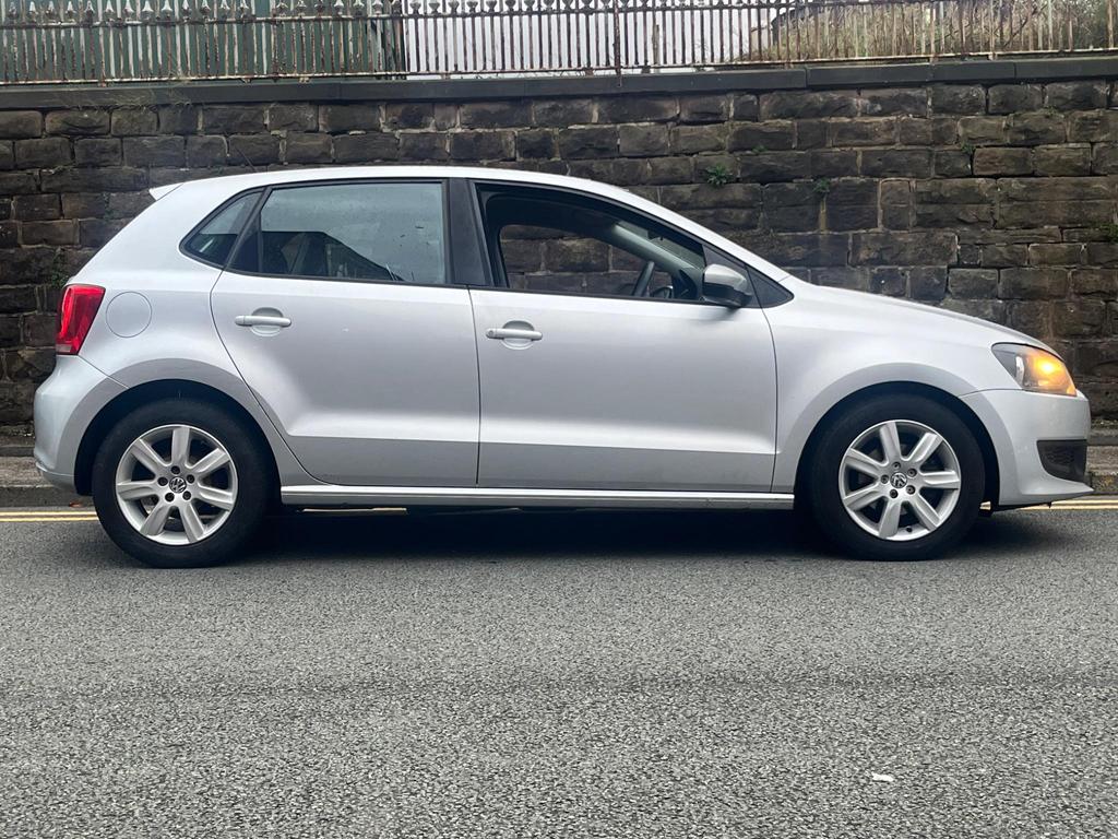 VOLKSWAGEN POLO 1.6