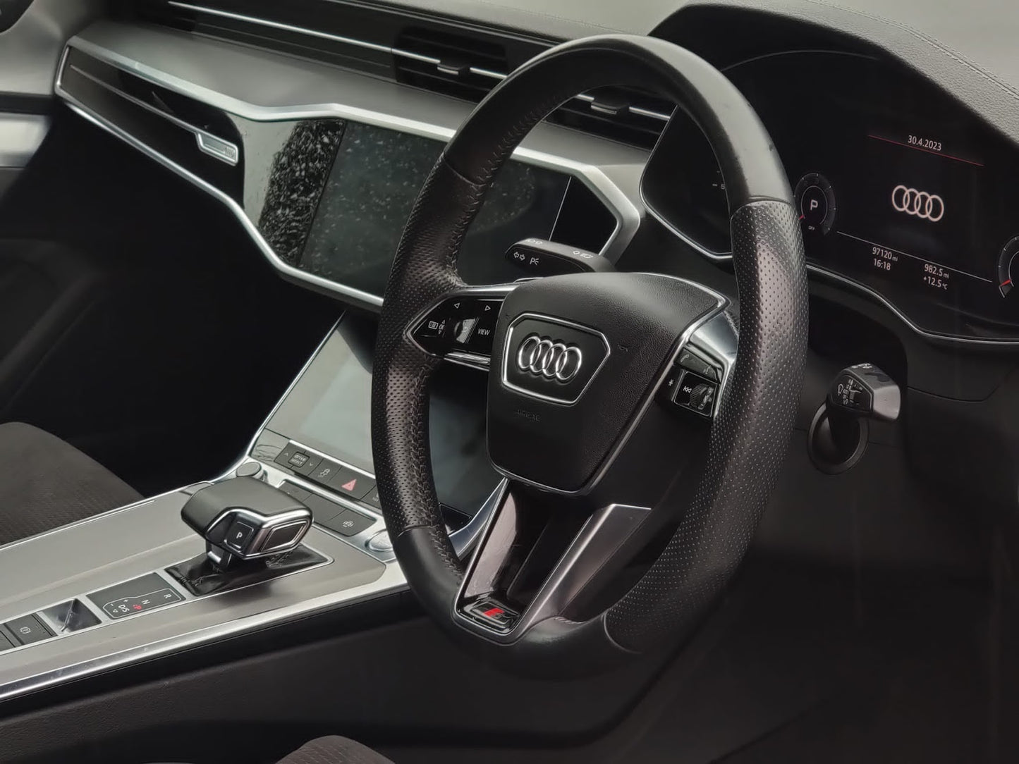 AUDI A6 S-LINE