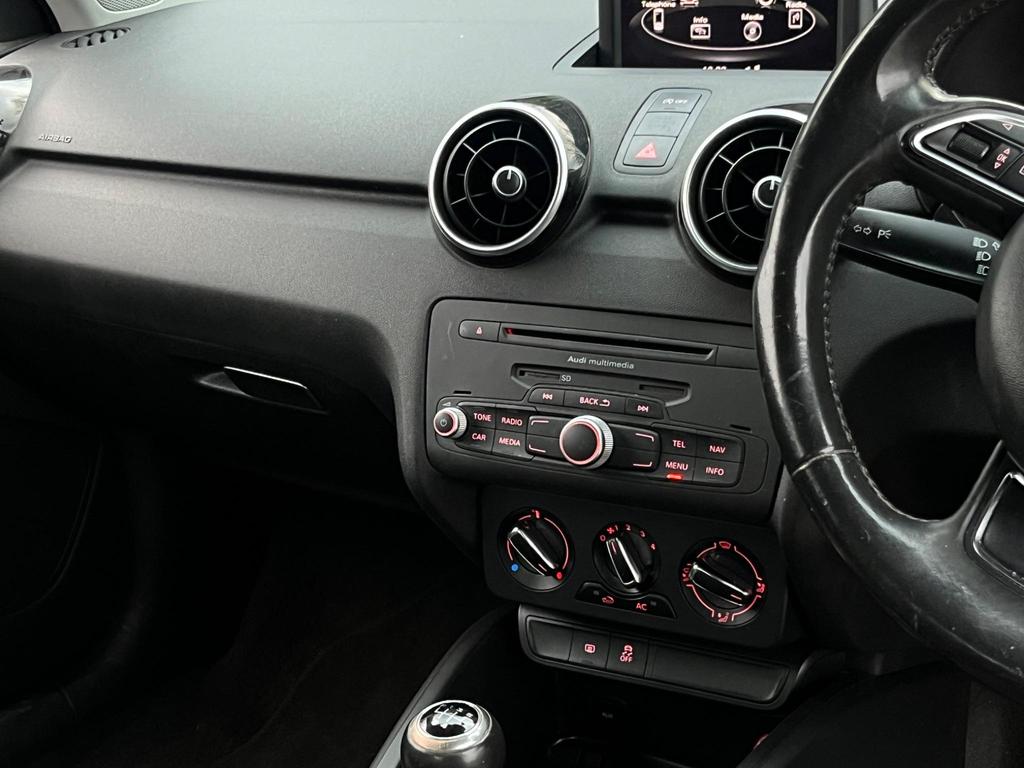 AUDI A1 1.6 TDI SPORT